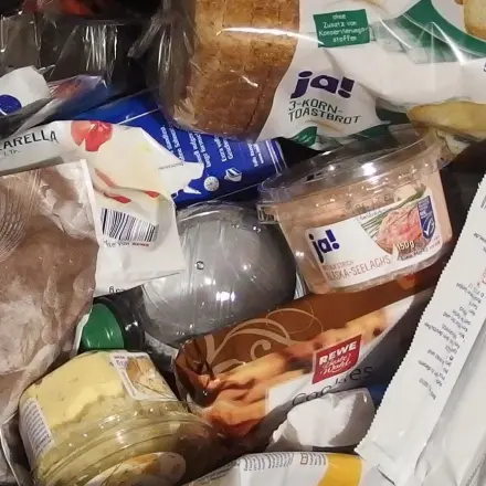 Beim Einkaufen: Nie den Hunger mitnehmen