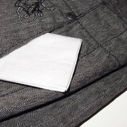 Papiertaschentuch-Fusseln an Wäsche: Ab in den Trockner