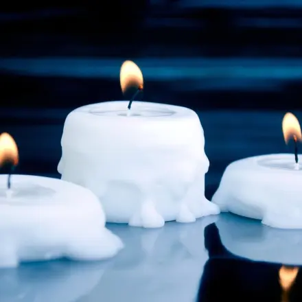 Wachs von Glastisch entfernen