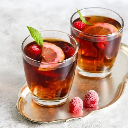 Cola mit Himbeer Wodka