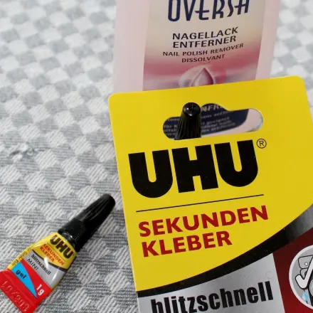 Sekundenkleber entfernen