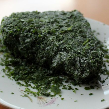 Gerichte günstig verfeinern mit Tiefkühlkräutern