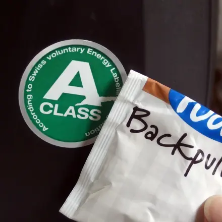 Aufkleber lösen, Backpulver hilft