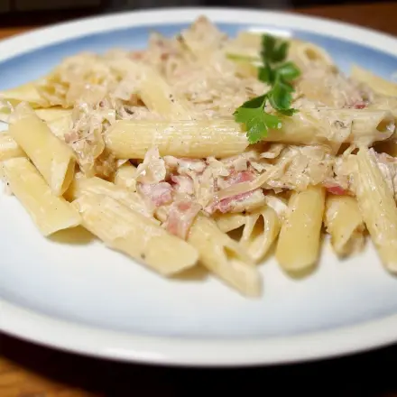 Sauerkraut-Nudelpfanne