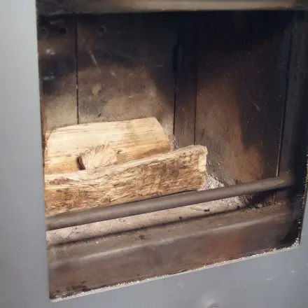 Kaminscheiben mit Tee reinigen