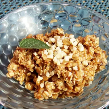 Gebratene Haferflocken in Schokomilch (sehr süß)