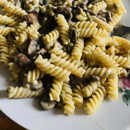 Erfrischender Nudelsalat
