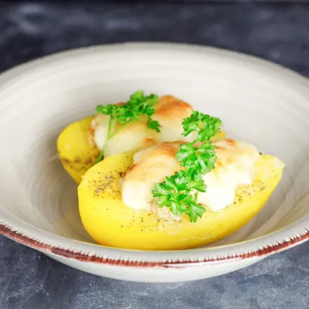 Gefüllte Ofenkartoffeln