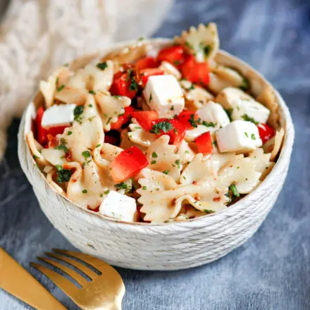 Nudelsalat mit Feta