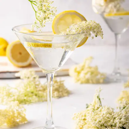 Holundersekt ohne Alkohol