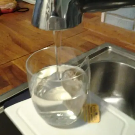 Eistee als Kaltauszug spart Energie und Zeit