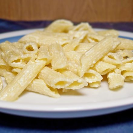 Süße Nudeln mit Frischkäse
