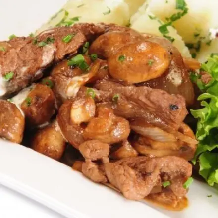 Boeuf Stroganoff - das russische Originalrezept