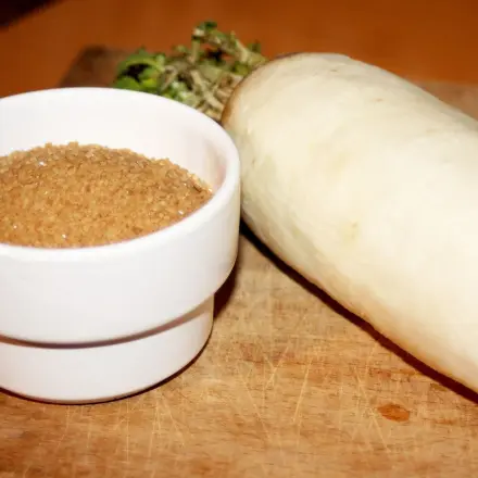 Super Hustenlöser aus der Natur: Rettich und Zucker