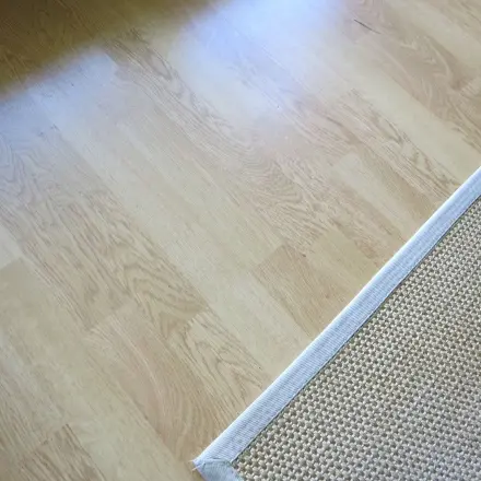 Wassertränke: Keine nassen Katzentappen mehr auf Laminat oder Parkett