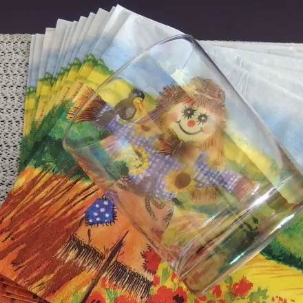 Serviettenstapel auffächern bzw. aufhübschen