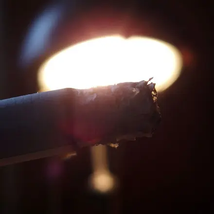 Zigarette anzünden ohne Feuerzeug / Streichhölzer