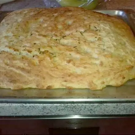 Kartoffelbrot auf dem Blech