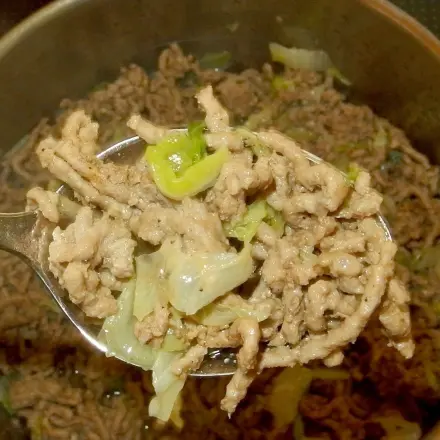 Chinakohl-Hack-Eintopf