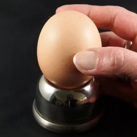 Gekochte Eier ohne Stress abpellen