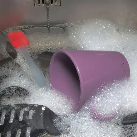 Sich selbst austricksen für Abwaschfaule