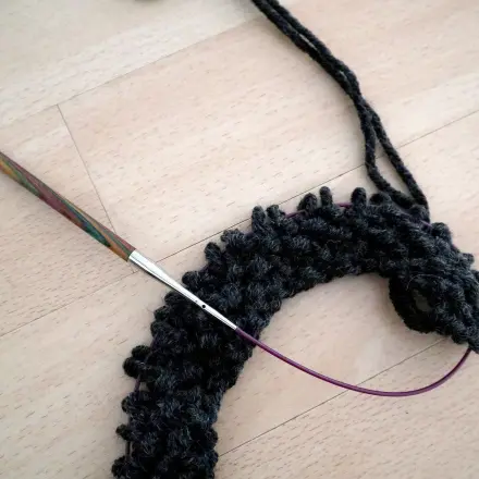 Maschen anschlagen beim Stricken