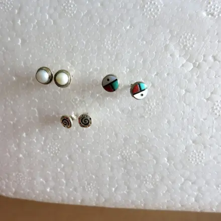 Ohrstecker aufbewahren mit Styropor