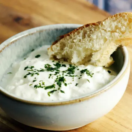 Joghurt-Kräuter-Dip