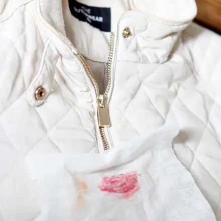 Make-up mit Baby Reinigungstüchern entfernen