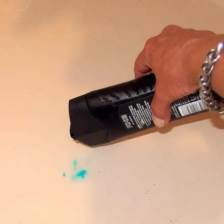 Reste von Duschgel und Shampoo nicht verschwenden II