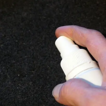 Ausgelaufene Milch im Auto
