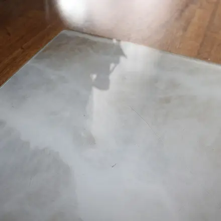 Flecken auf Glasflächen