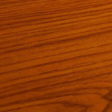 Kratzer im Mahagoniholz mit Jod kaschieren