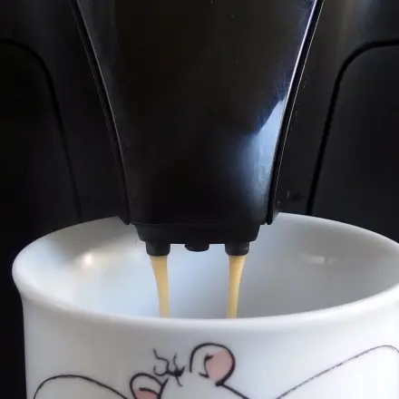 Mit niedrigem Blutdruck leichter einschlafen mit Kaffee