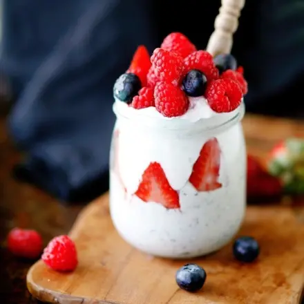 Tofu-Creme mit Früchten (vegan)