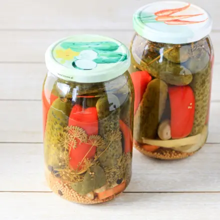 Essigsud aus Gurkengläsern zum Entkalken verwenden