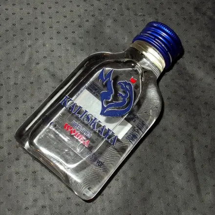 Wodka gegen Schleimhautentzündungen und Aphten
