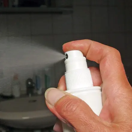 Raumspray selber machen aus natürlichen Duftölen