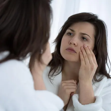 Kaffeepad gegen Augenringe