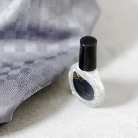 Glitzernagellack entfernen