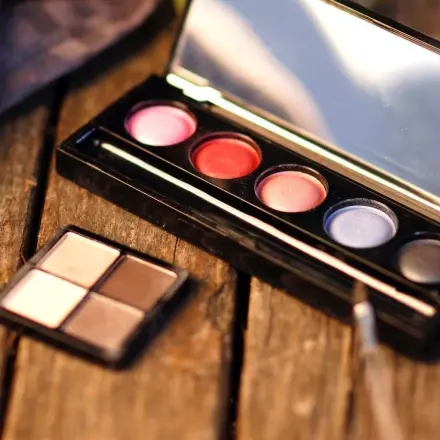 Lidschatten für Anfänger (alle Farben)