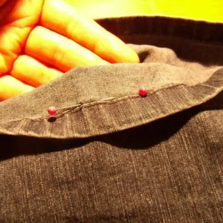Jeans kürzen und den Original-Saum erhalten