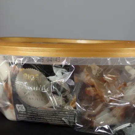 Eiscreme bildet keine Eiskristalle und bleibt weich