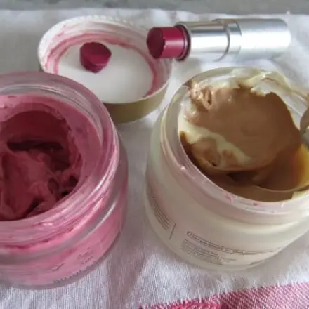 Getönte Tagescreme und Rouge/Lipgloss selber mixen