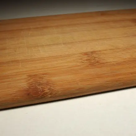 Verzogenes Holzbrett wieder gerade