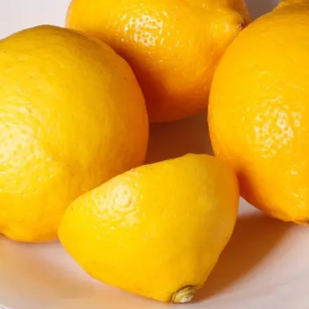 Blondierung mit Zitronensaft