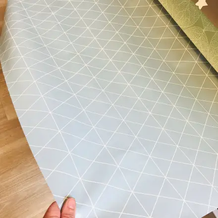 Wachstuch statt Fliesenspiegel in der Küche