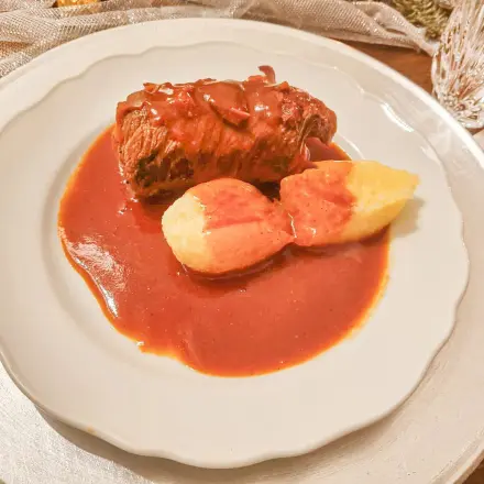 Gefüllte Riesenrinderroulade