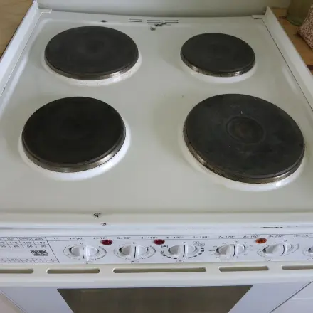 Herdplatten wieder schön schwarz