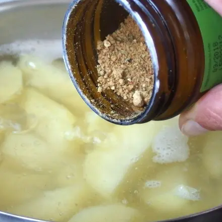 Würztipp für Kartoffel- oder Nudelsalat